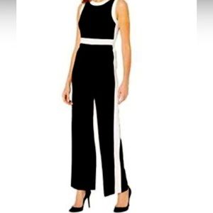 Tommy Hilfiger Navy White Sleeveless Jumpsuit - Iconic look